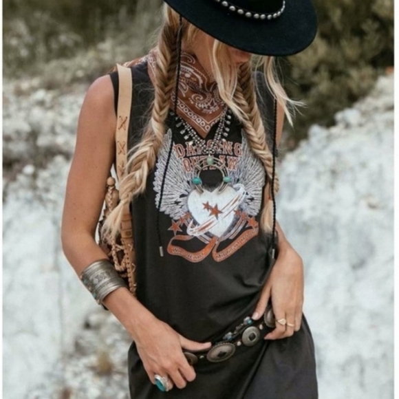 Outlaw - Picture 5 of 5